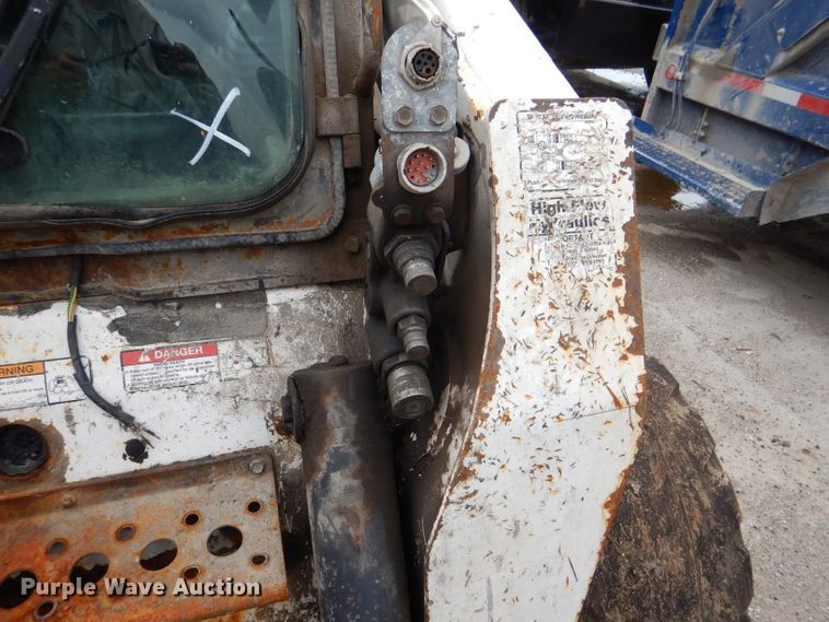 image for item DL8829 2009 Bobcat S300  skid steer loader