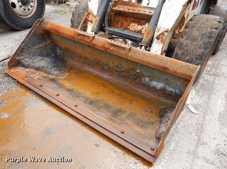 image for item DL8829 2009 Bobcat S300  skid steer loader