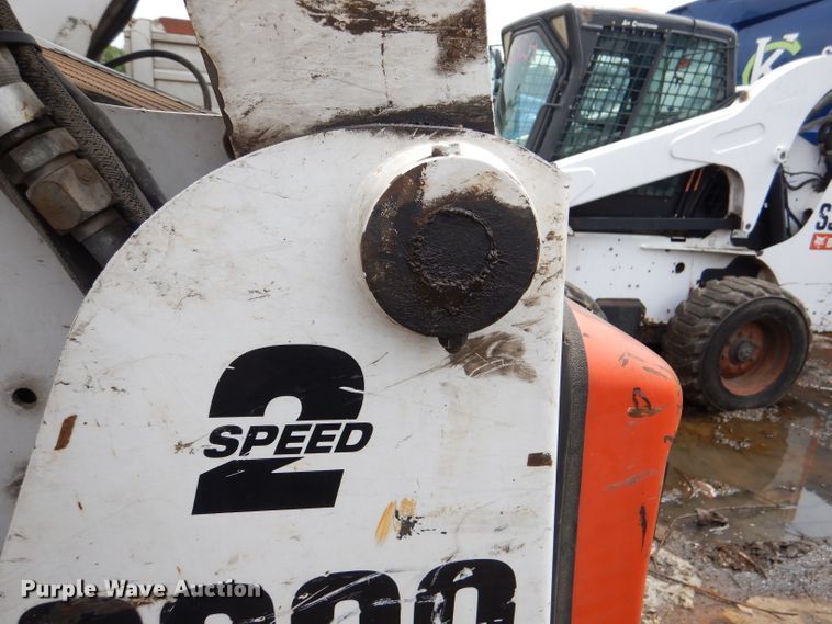 image for item DL8829 2009 Bobcat S300  skid steer loader
