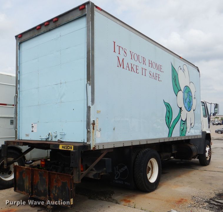 image for item DL8830 1997 Ford 8000  box truck