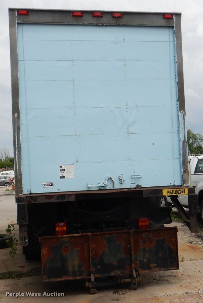 image for item DL8830 1997 Ford 8000  box truck