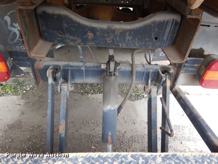 image for item DL8830 1997 Ford 8000  box truck