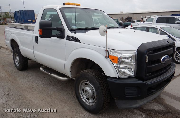 image for item DL8833 2012 Ford F350 Super Duty XL  pickup truck