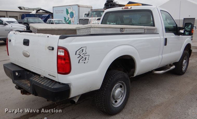 image for item DL8833 2012 Ford F350 Super Duty XL  pickup truck