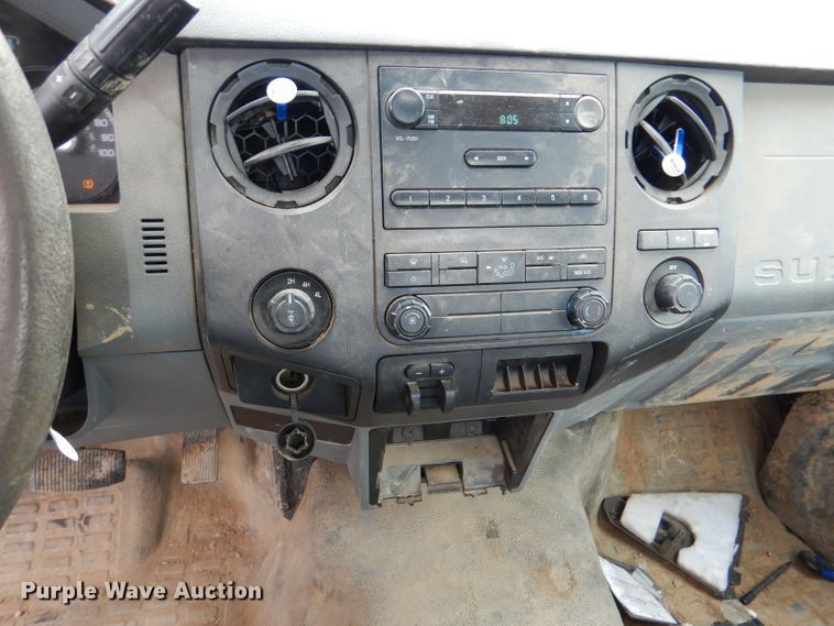 image for item DL8833 2012 Ford F350 Super Duty XL  pickup truck