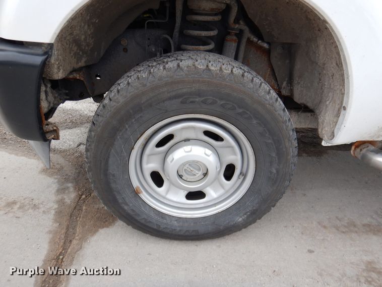 image for item DL8833 2012 Ford F350 Super Duty XL  pickup truck