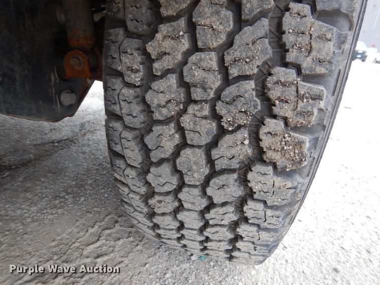 image for item DL8833 2012 Ford F350 Super Duty XL  pickup truck