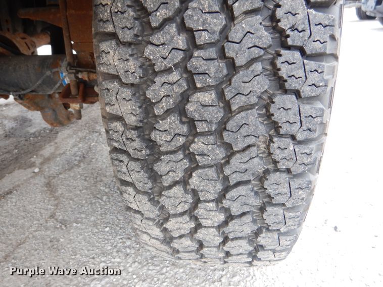 image for item DL8833 2012 Ford F350 Super Duty XL  pickup truck