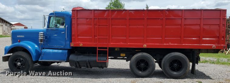 image for item DI5135 1966 Kenworth W900  grain truck