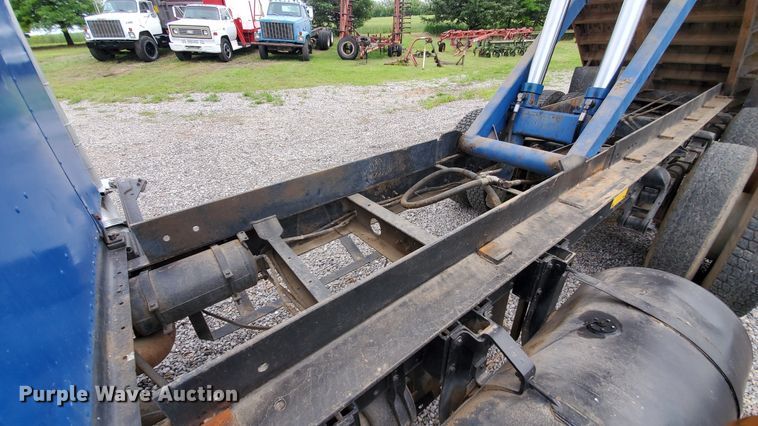 image for item DI5135 1966 Kenworth W900  grain truck