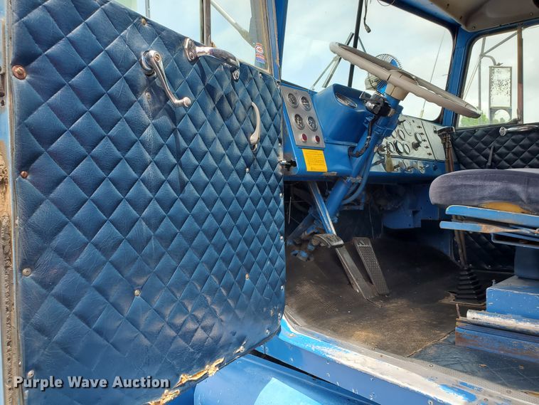 image for item DI5135 1966 Kenworth W900  grain truck