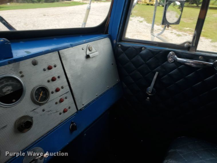 image for item DI5135 1966 Kenworth W900  grain truck