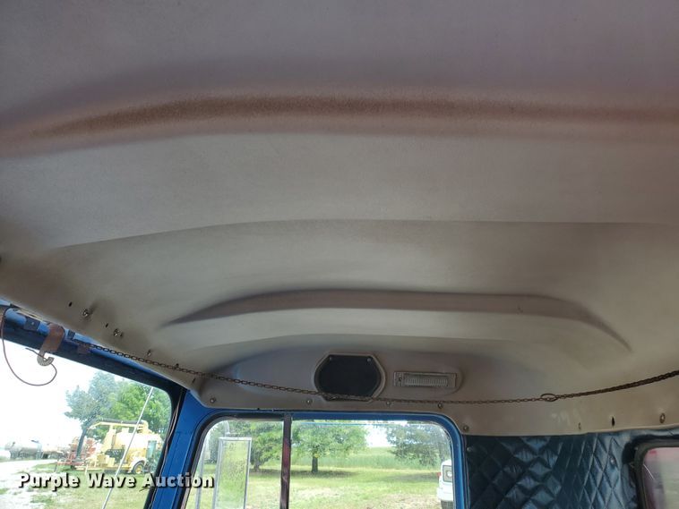 image for item DI5135 1966 Kenworth W900  grain truck