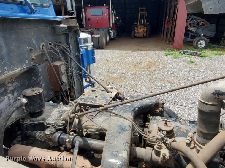 image for item DI5135 1966 Kenworth W900  grain truck