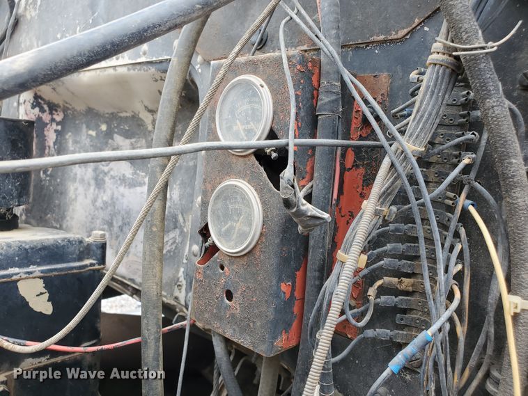 image for item DI5135 1966 Kenworth W900  grain truck