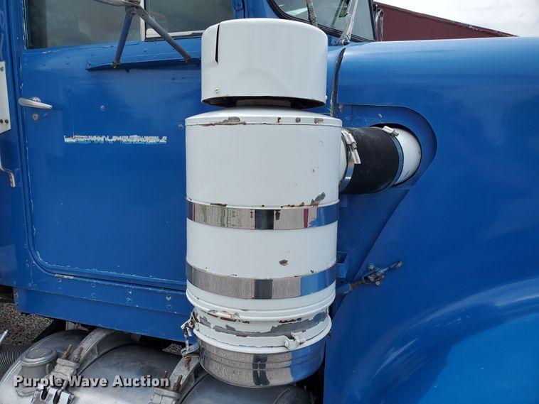 image for item DI5135 1966 Kenworth W900  grain truck