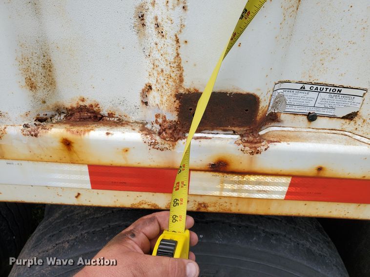 image for item DI5146 2001 Jet  grain trailer