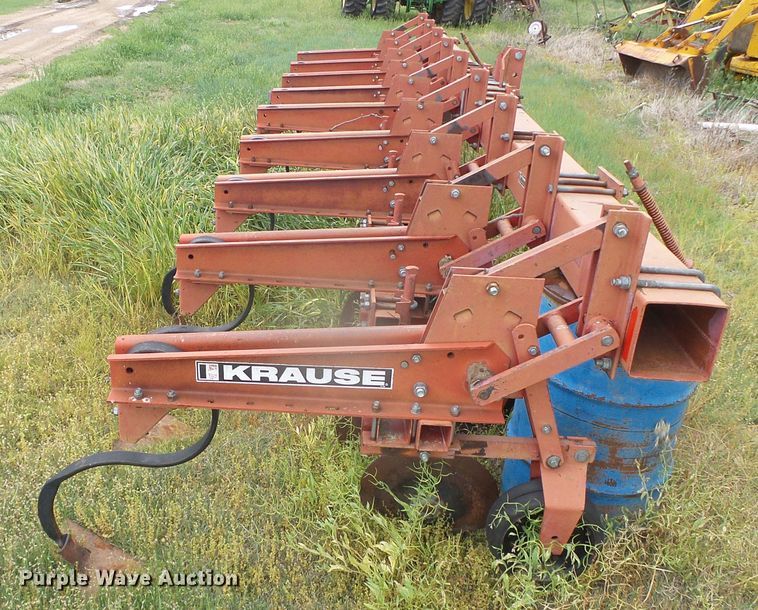 image for item DI5600 Krause 4608R3  row crop cultivator