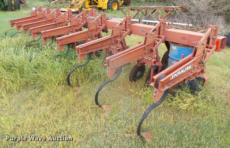 image for item DI5600 Krause 4608R3  row crop cultivator