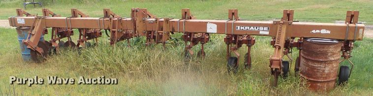 image for item DI5600 Krause 4608R3  row crop cultivator
