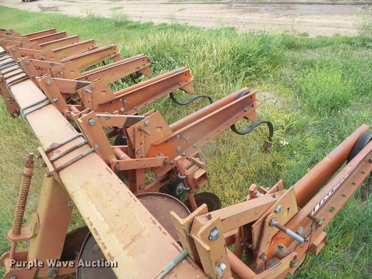 image for item DI5600 Krause 4608R3  row crop cultivator
