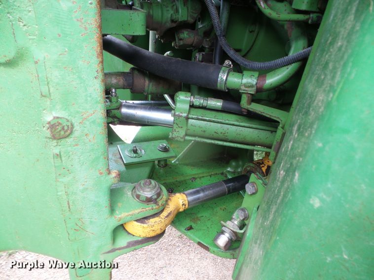 image for item DI5615 1981 John Deere 8640  4WD tractor