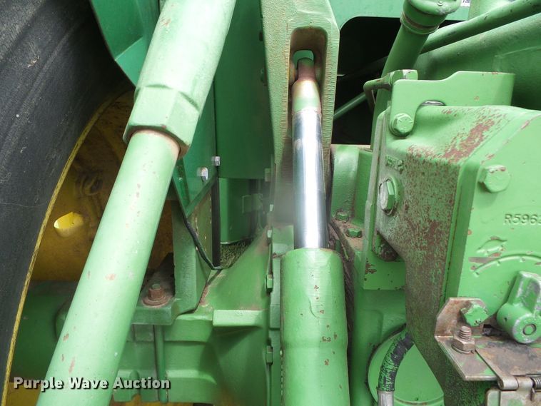 image for item DI5615 1981 John Deere 8640  4WD tractor