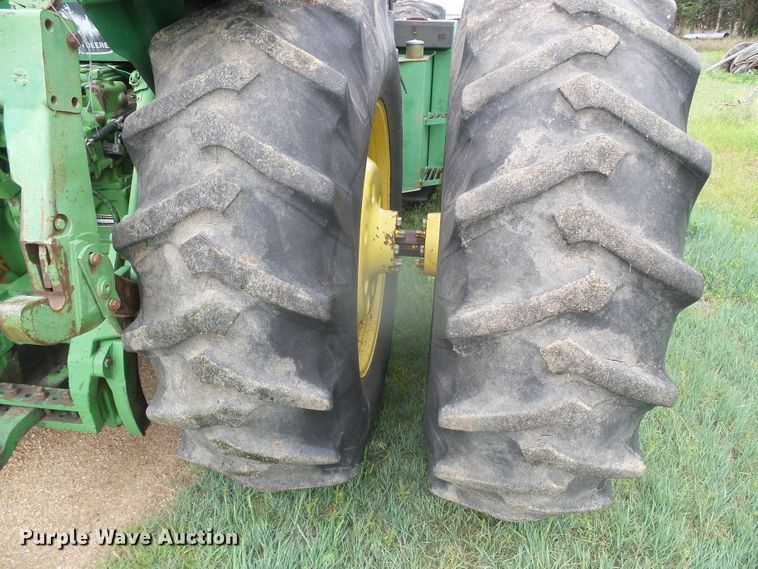 image for item DI5615 1981 John Deere 8640  4WD tractor