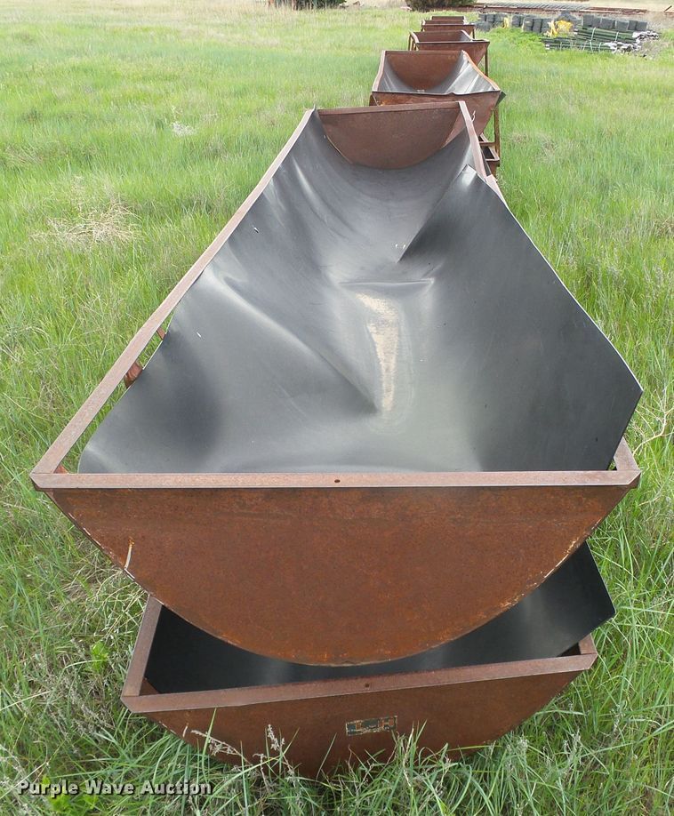 image for item DI5617 (10) L-H feed bunks