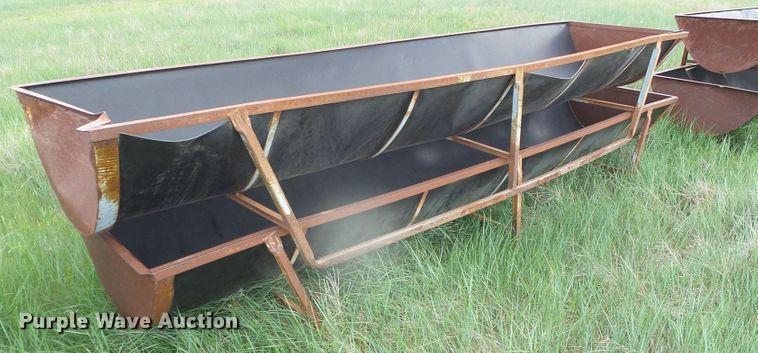 image for item DI5617 (10) L-H feed bunks