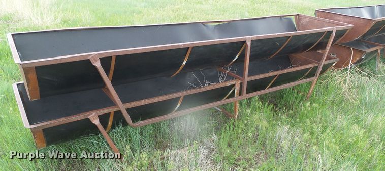 image for item DI5617 (10) L-H feed bunks
