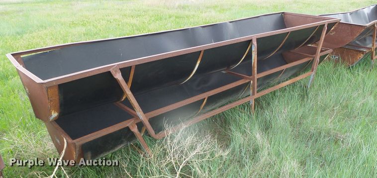 image for item DI5617 (10) L-H feed bunks