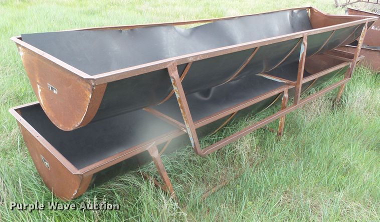 image for item DI5617 (10) L-H feed bunks