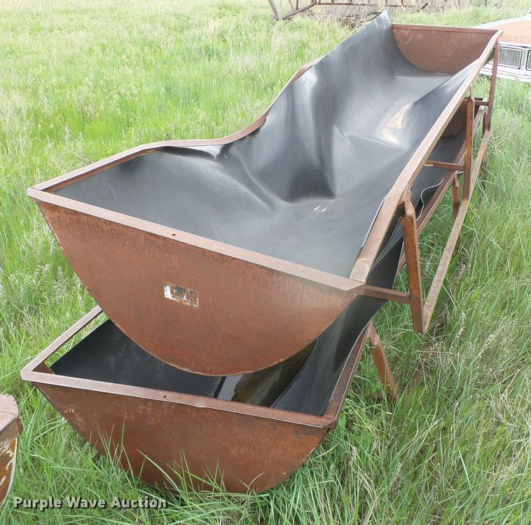 image for item DI5617 (10) L-H feed bunks