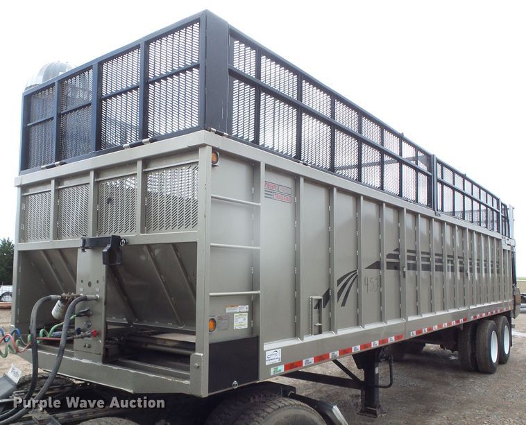 image for item DI5618 2019 Fehr  silage trailer