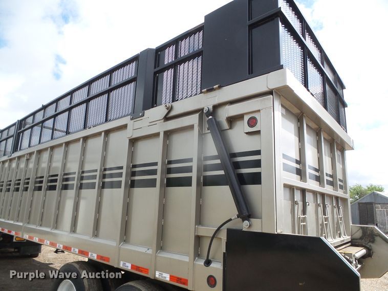 image for item DI5618 2019 Fehr  silage trailer