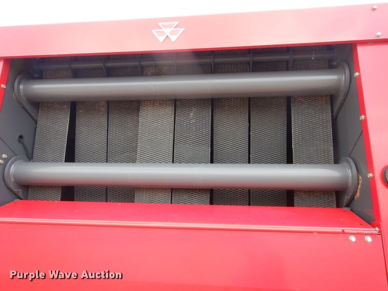 image for item DI5624 2017 Massey Ferguson 2956A  round baler