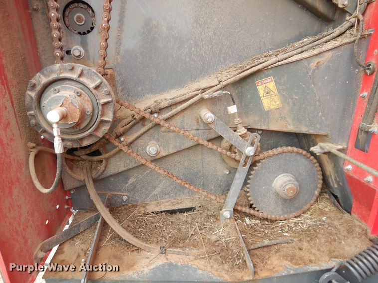 image for item DI5624 2017 Massey Ferguson 2956A  round baler