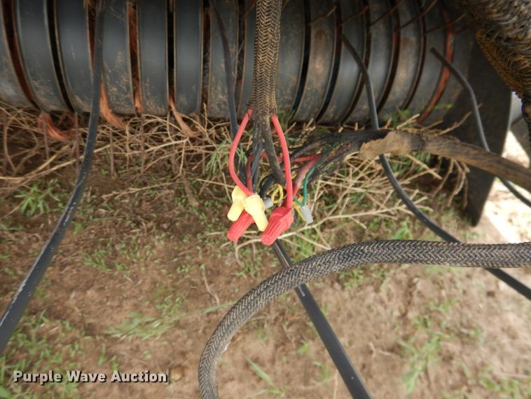 image for item DI5625 2017 Massey Ferguson 2956A  round baler