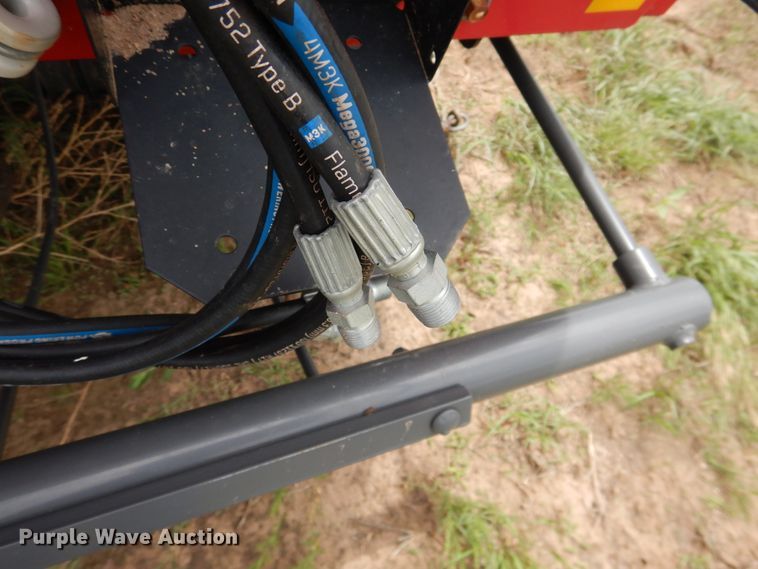 image for item DI5625 2017 Massey Ferguson 2956A  round baler