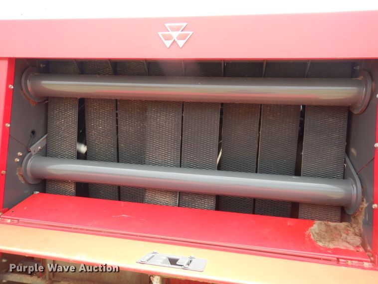 image for item DI5625 2017 Massey Ferguson 2956A  round baler