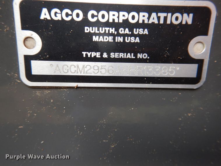 image for item DI5625 2017 Massey Ferguson 2956A  round baler