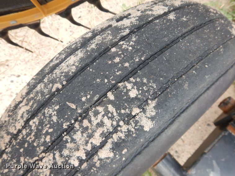 image for item DI5626 Darf 1017LFMWAC W series hay rake