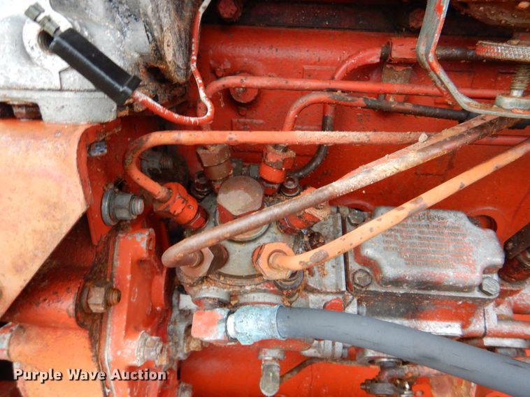 image for item DK5685 1973 International 1066  tractor