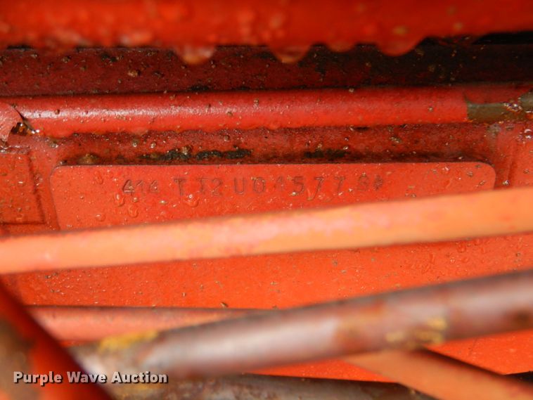 image for item DK5685 1973 International 1066  tractor