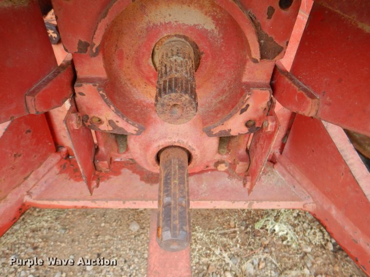 image for item DK5685 1973 International 1066  tractor