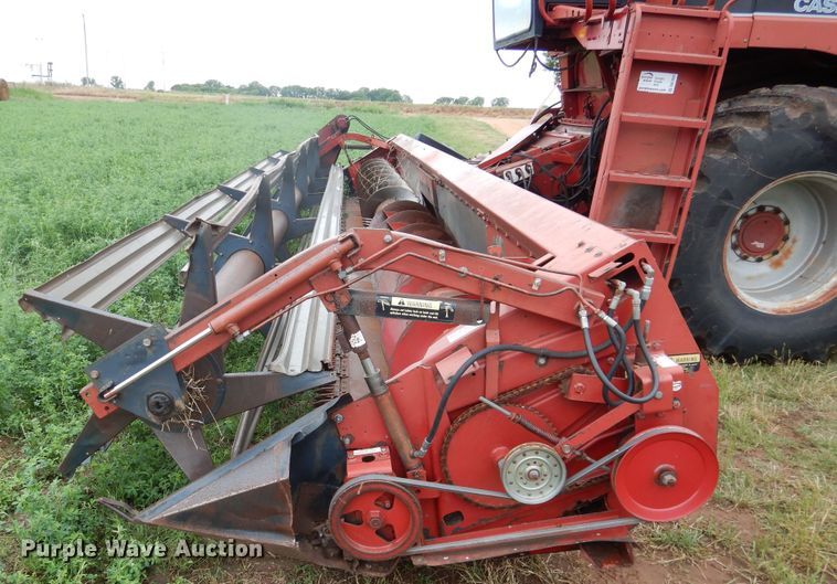 image for item DK7995 1993 Case 1688  RWA combine