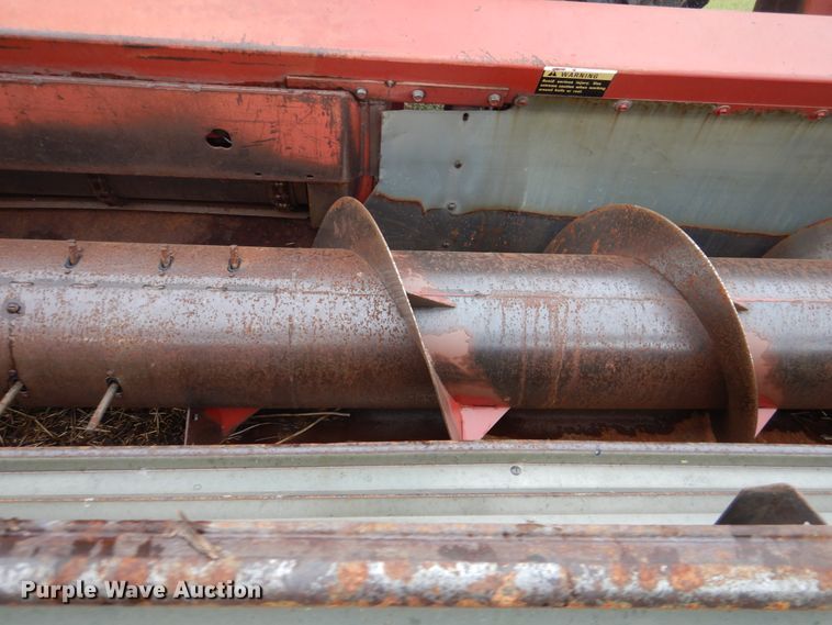 image for item DK7995 1993 Case 1688  RWA combine