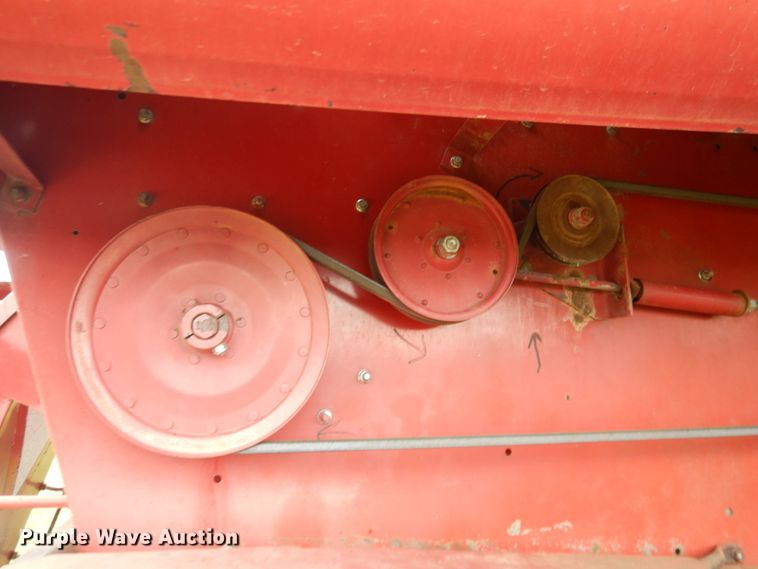 image for item DK7995 1993 Case 1688  RWA combine