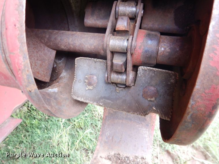 image for item DK7995 1993 Case 1688  RWA combine